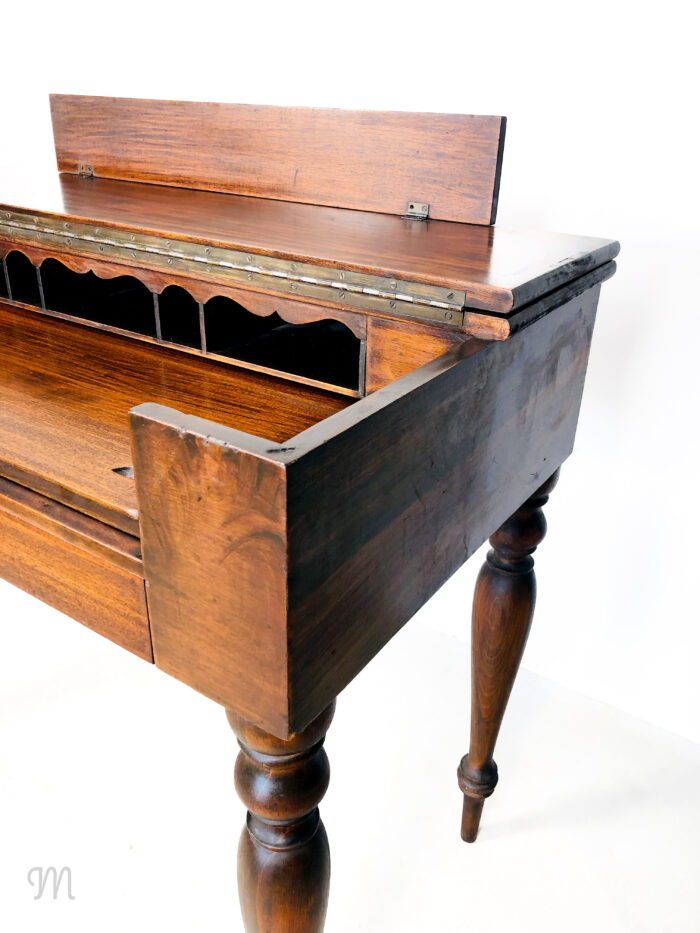 Bayview Furniture Co. Spinet Desk