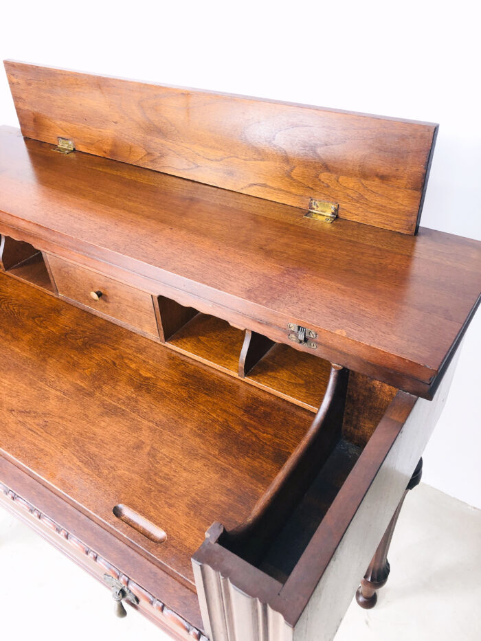 Sligh Furniture Co Spinet Desk Antiques Maison Robert