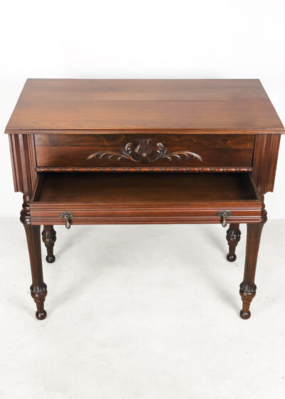 Sligh Furniture Co Spinet Desk Antiques Maison Robert